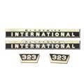 Autocollants latéraux IHC Mc Cormick International 323 (jeu complet)