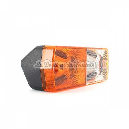 angled rear RH/LH light