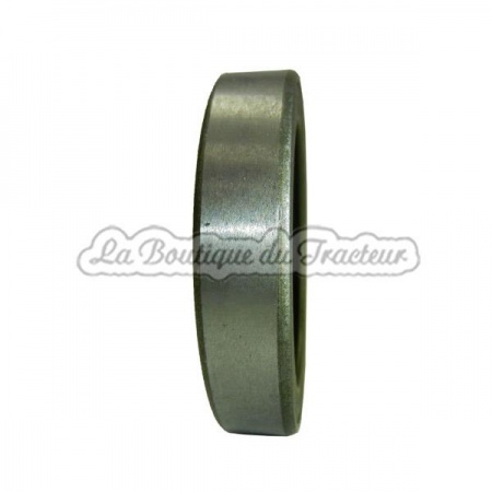 Bague d´étanchéité trompette côté réducteur Massey Ferguson 825