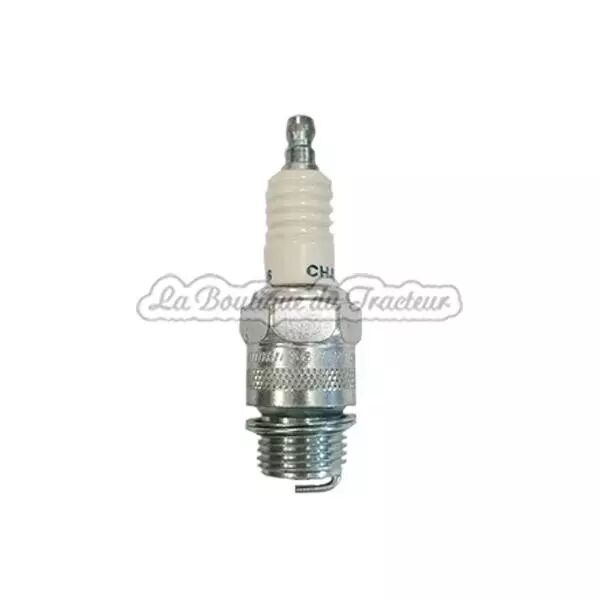 Champion D16 spark plug - John Deere, IHC Cub
