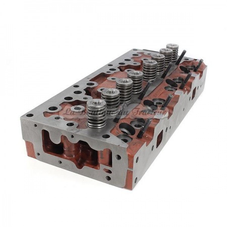Culasse complète moteur Perkins AD4.203 (OEM : 3637384M91)