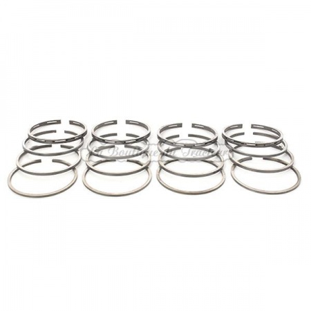 FARMALL H ring set (for the 4 cyl)