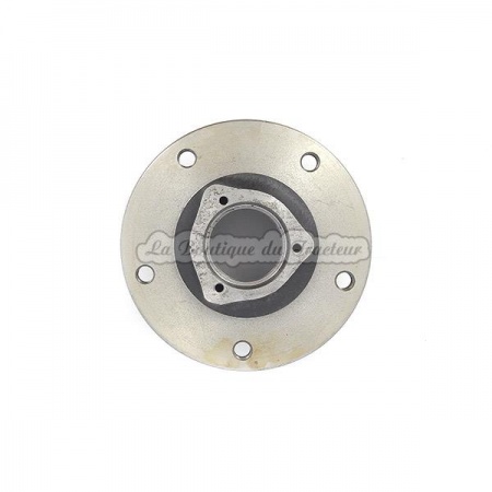 IH 644 ->1246 front wheel hub