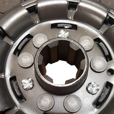 IHC 9\  Clutch disc OEM : 56331R