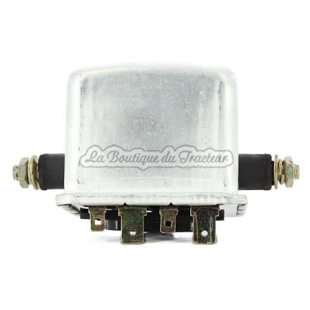 MF 65, 135 LUCAS type regulator