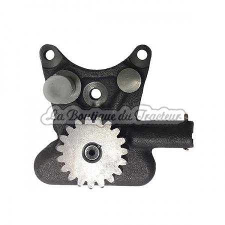 MF135 oil pump