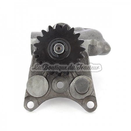 MF165 oil pump