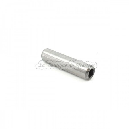 MF35 23C intake valve guide