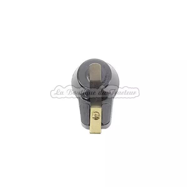 Rotor (doigt allumeur) FORD 2N, 8N, 9N-263843 pour t�te allumeur 100490